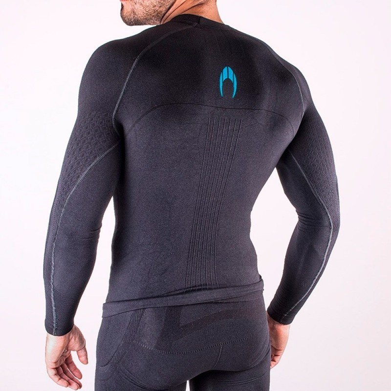 CAMISETA TÉRMICA COM PROTEÇÕES